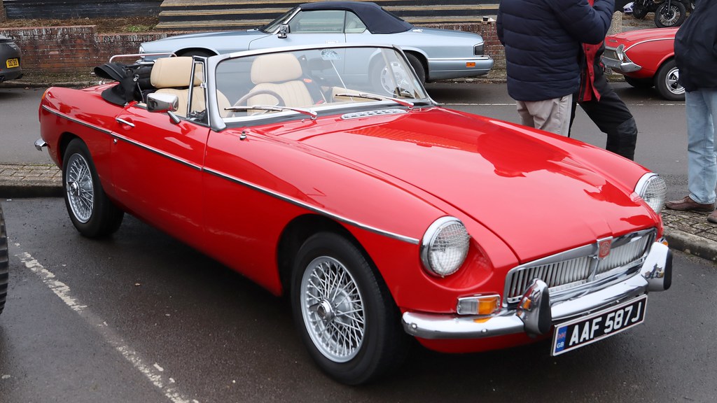 1971 MG B AAF 587J Stuminster Newton Car Meet, Sturminster… Flickr