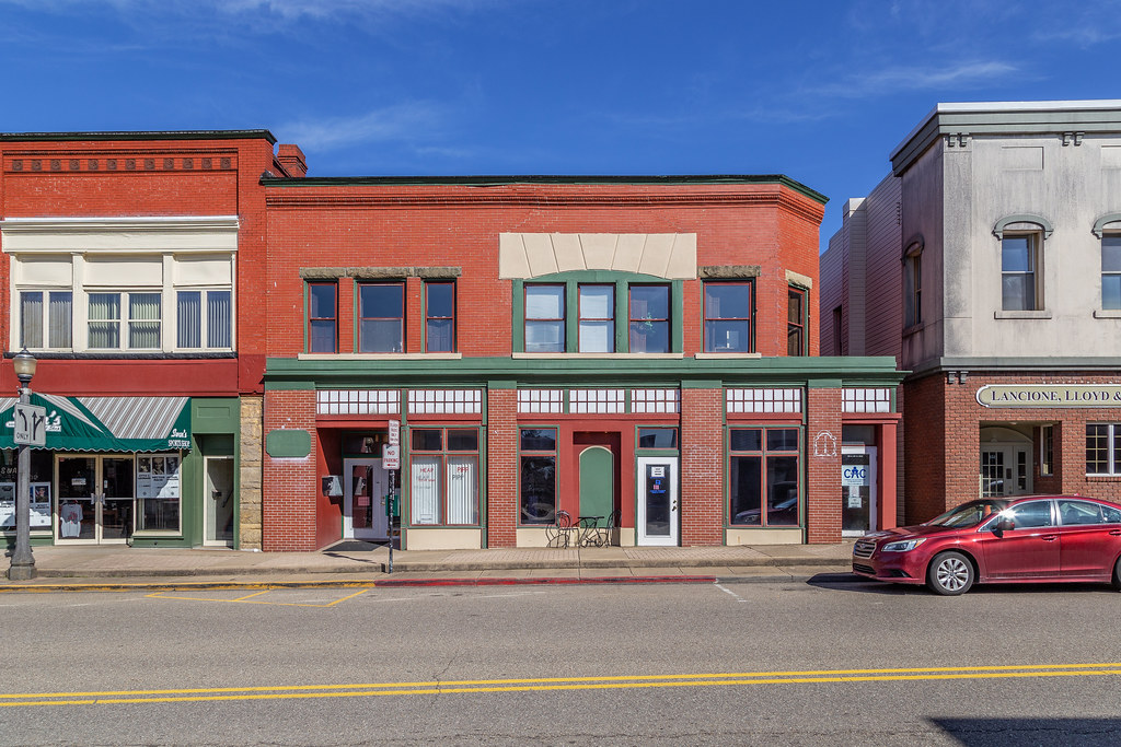 Building — St. Clairsville, Ohio Christopher Riley Flickr