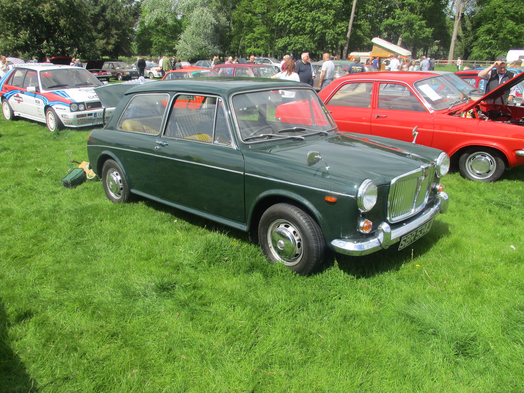 Bodryddan Hall Car show May 2022 James Gordon Flickr