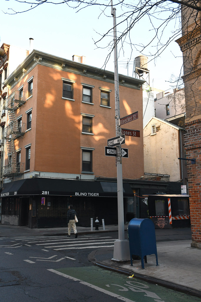 Street Corner at Bleecker & Jones, West Village, New York,… Flickr