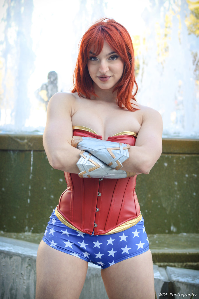 IMG_7599 | Wonder Woman Cosplayer: Miss Bri Solo www.instagr… | Flickr