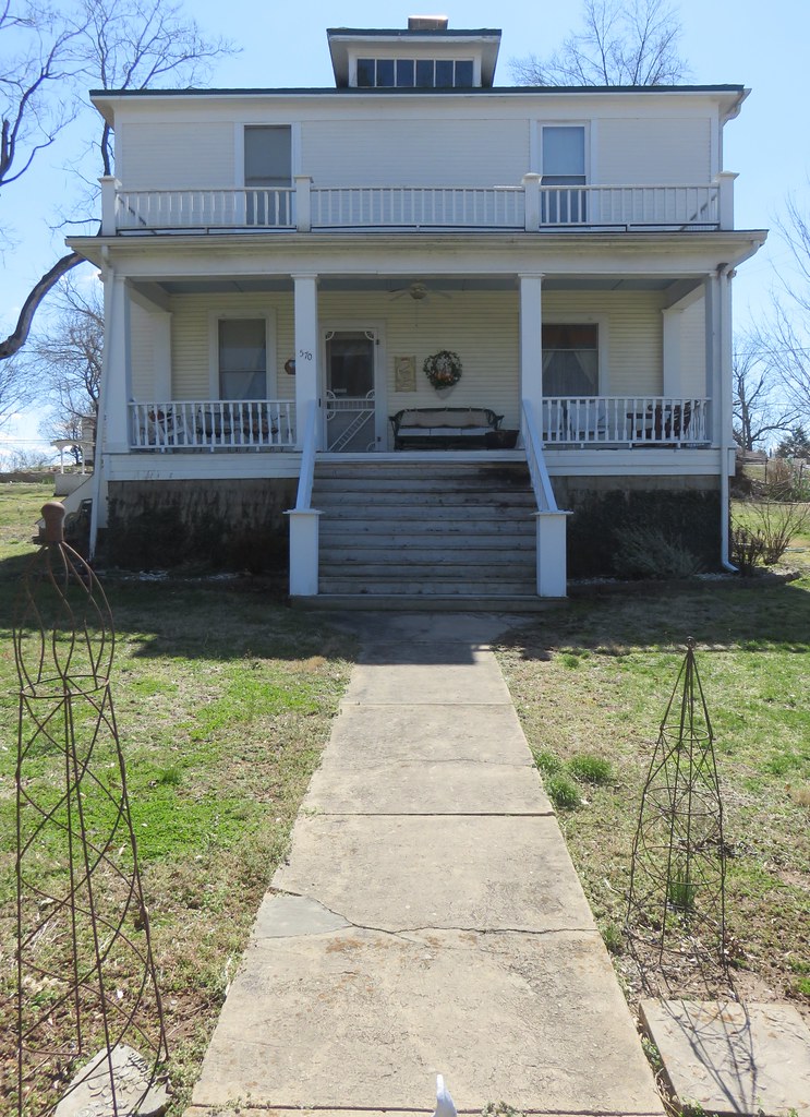 T.H. Morris House (Mammoth Spring, Arkansas) Located at 57… Flickr