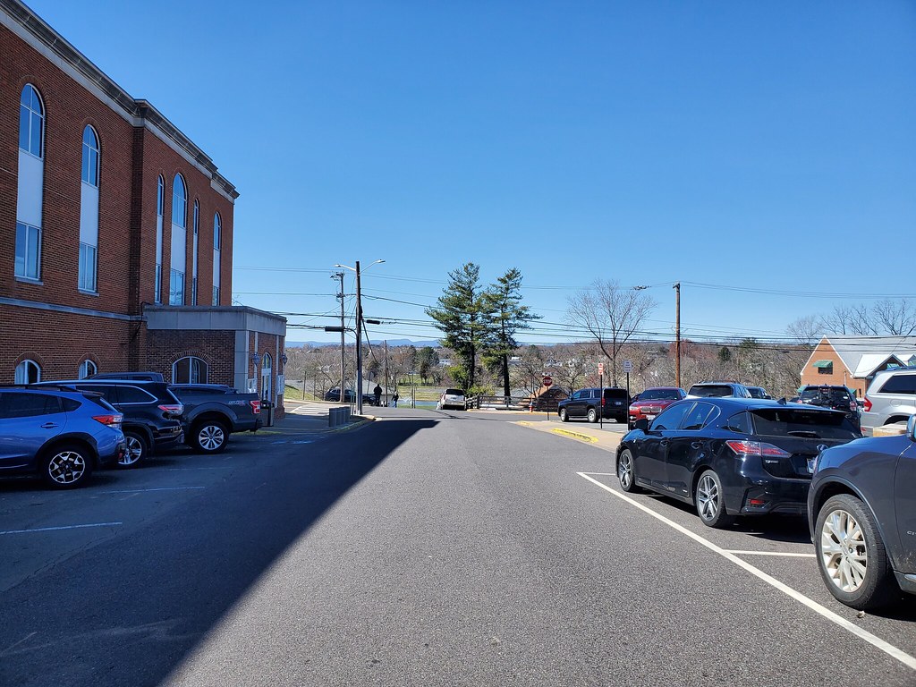 Culpeper, Virginia road trip Addison Del Mastro Flickr