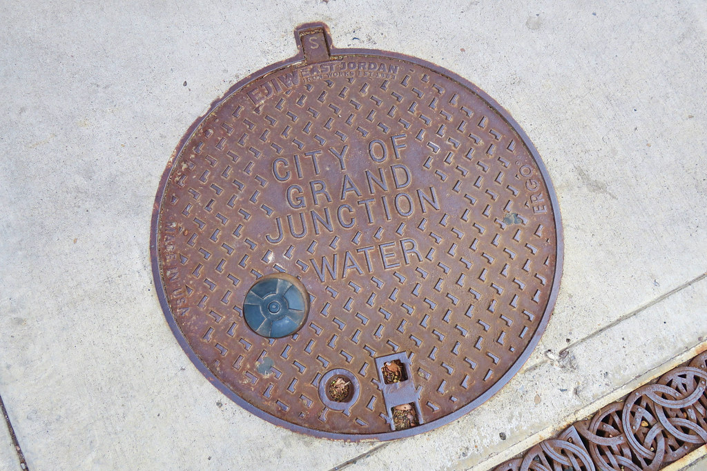 Water, Grand Junction, CO Access cover in the streets of G… Flickr