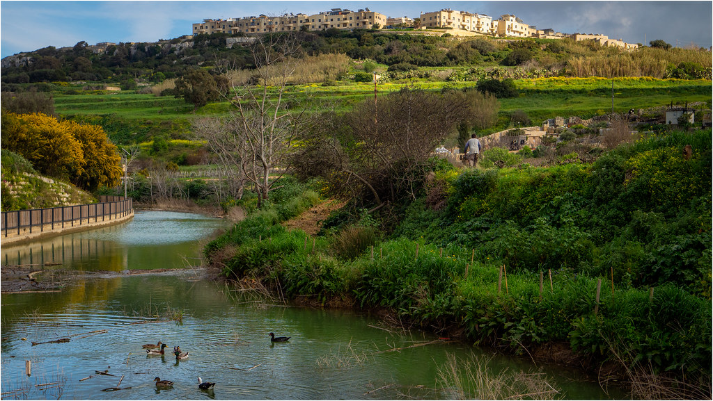 Chadwick Lakes III Another frame captured along the Chadwi… Flickr