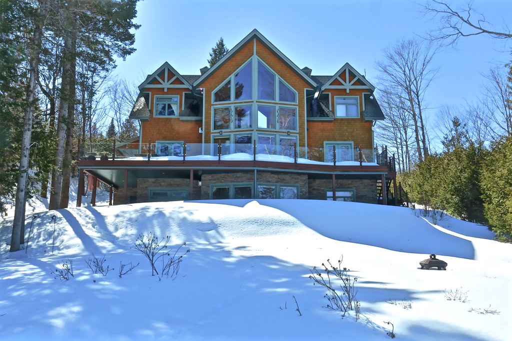 Recently at cottage up north in Quebec at Lake Louisa. Flickr