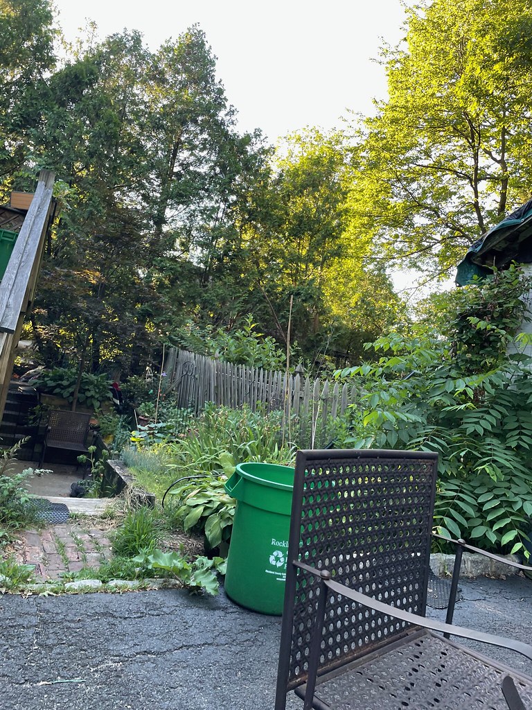 img_4630 Stony Point. New York. The greenery on the outski… Flickr