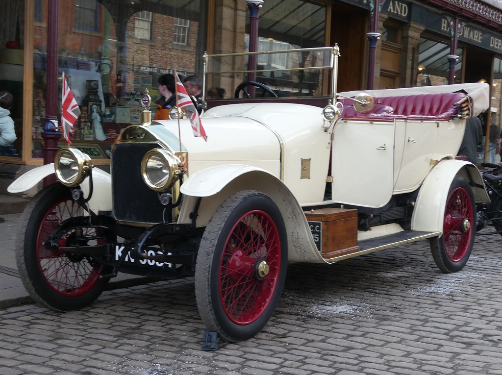1915 Napier 16/22 Colonial Tourer Standing outside the Co… Flickr