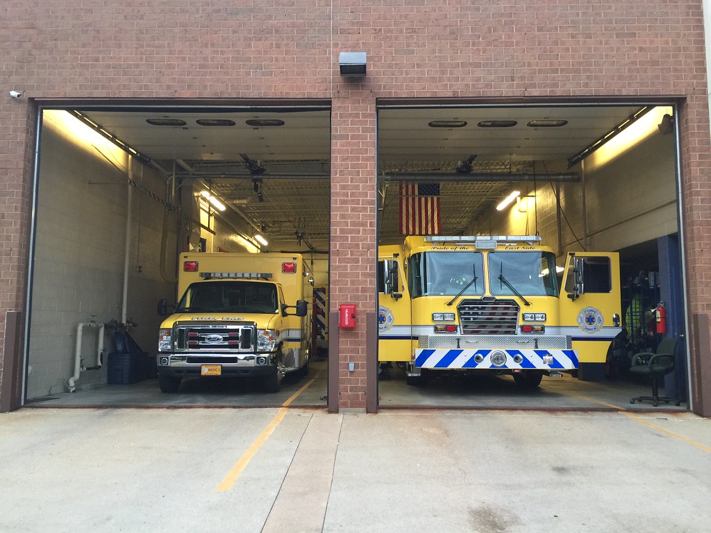 Vandalia Fire Company 2 Engine 2 & Medic 2. 8/30/2017 Flickr