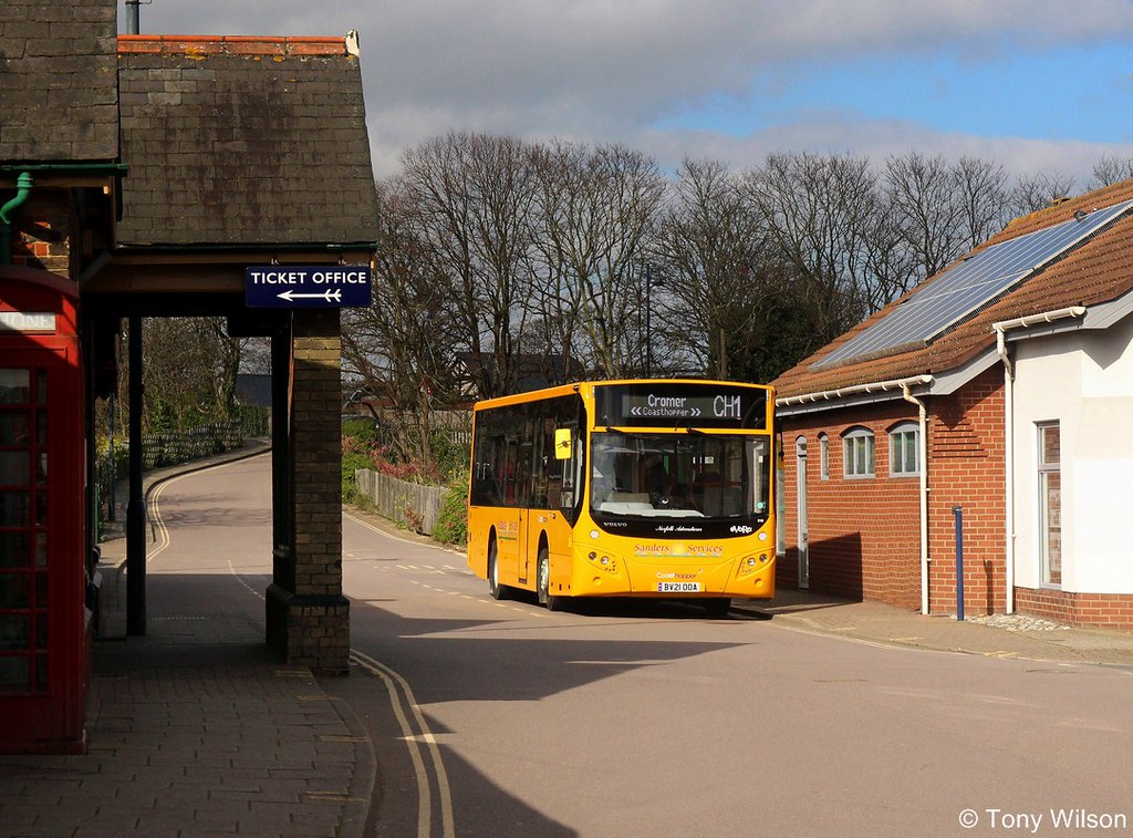 BV21OOA Sanders Services 518 named Norfolk Adventurer Flickr