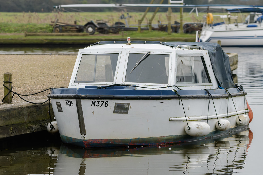 Boat M376 Potter Heigham. Matthew Hunter Flickr
