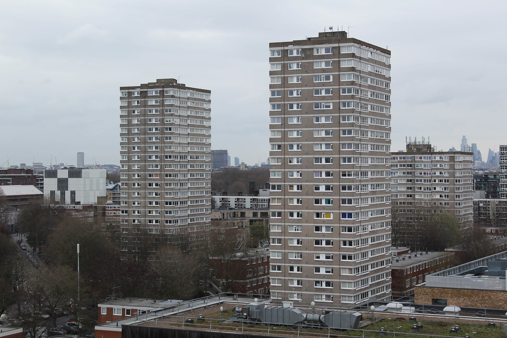Surrey Lane Estate, Battersea tj_wickham Flickr