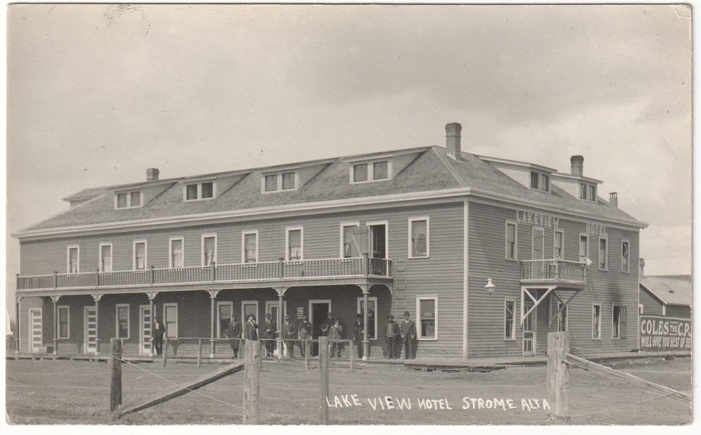 LAKE VIEW HOTEL STROME ALBERTA Jason Woodhead Flickr