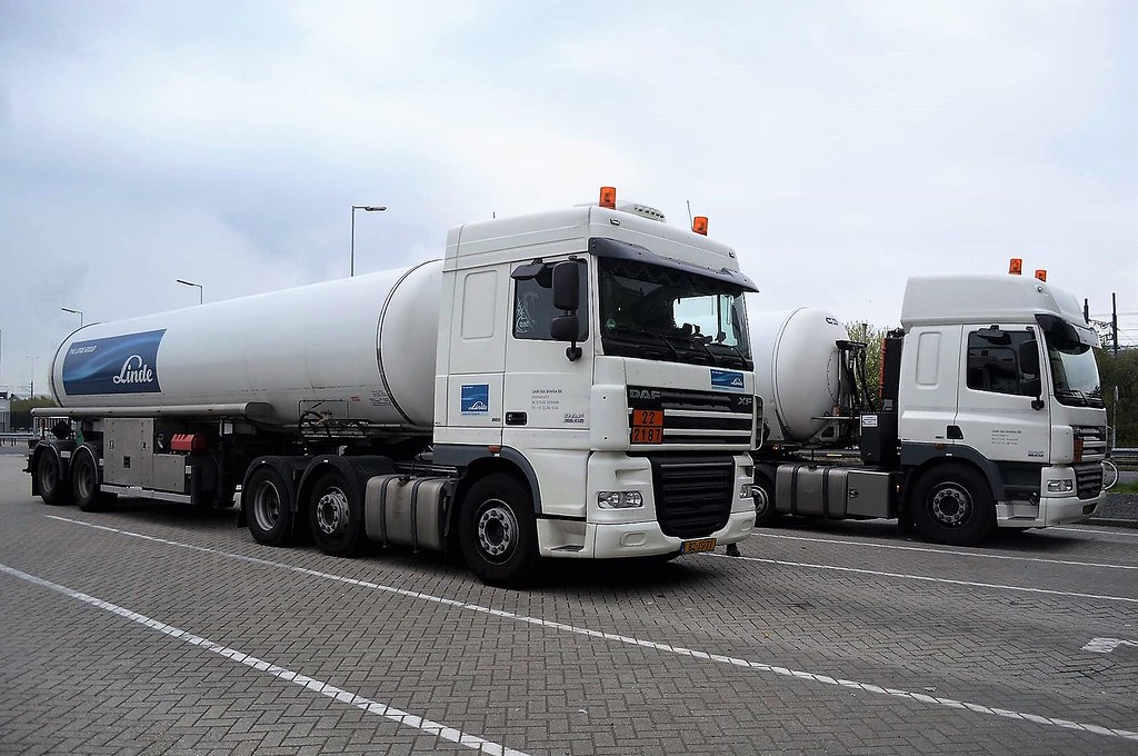 BZJS71, DAF XF105 spacecab, from Jongeneel/ Linde gas, H… Flickr