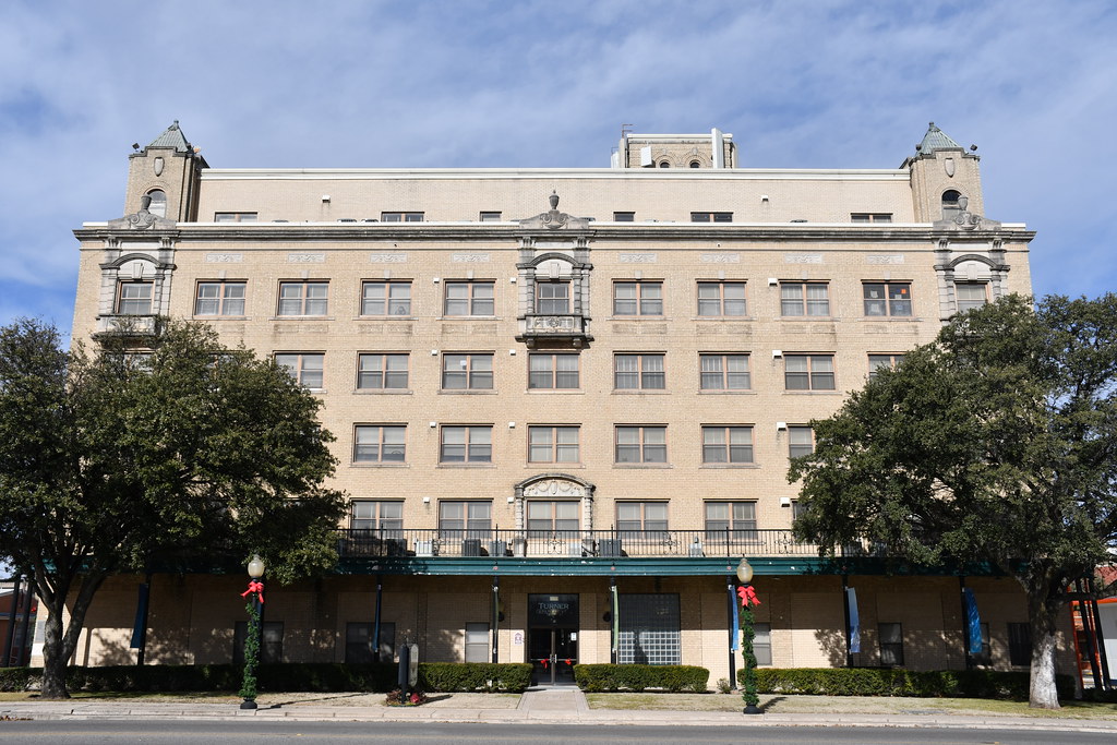 Turner Hotel (Gainesville, Texas) Historic 1928 Turner Hot… Flickr