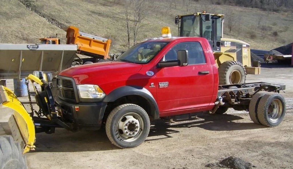 Town of Walton, NY 2012 Dodge Ram 5500 4x4 dumpplow chass… Flickr