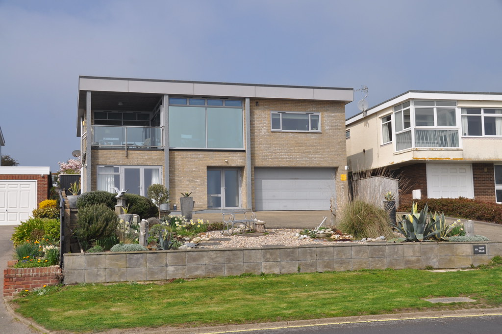 89 Cliff Road Easter Sunday walk to Felixstowe Ferry Simon Flickr