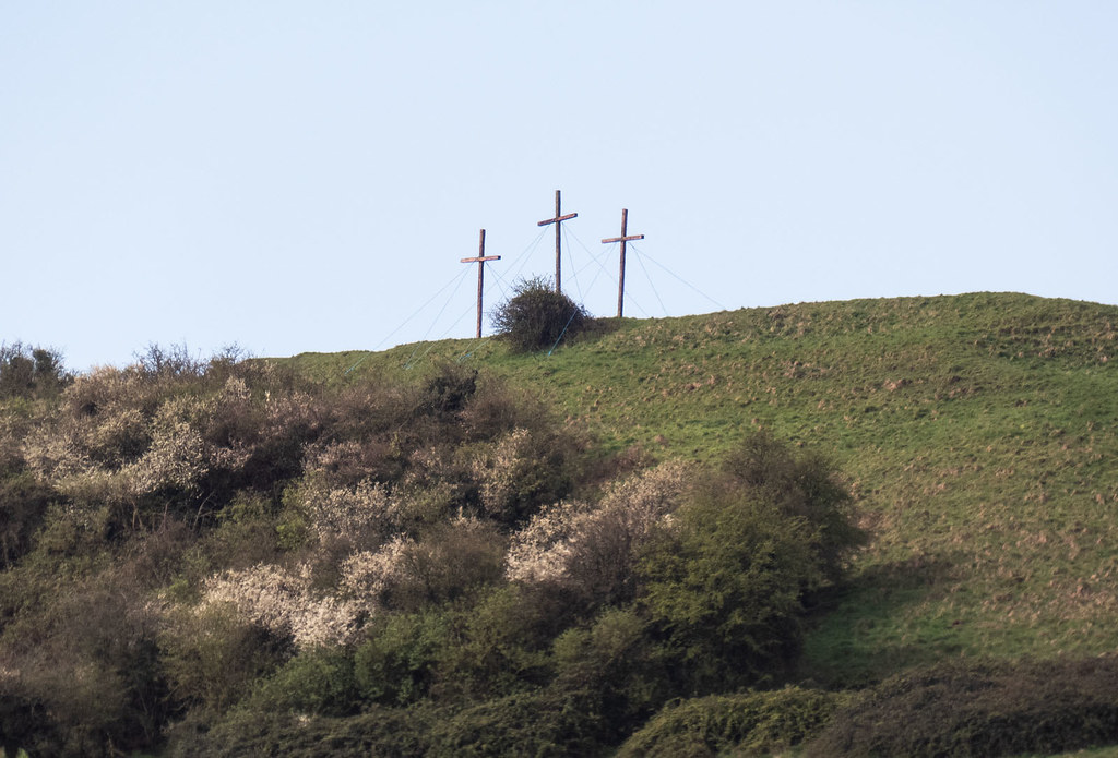 Easter crosses Brent Knowle My second entry for this weeks… Flickr