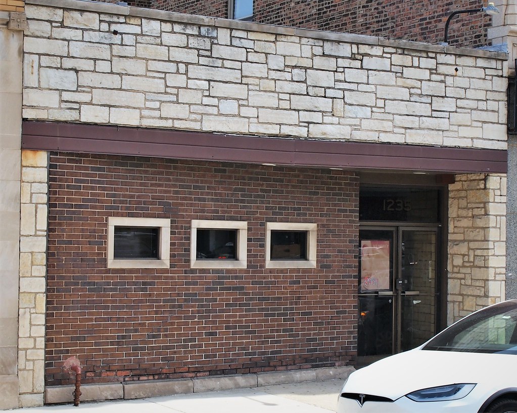 1235 N. Ashland Avenue Former doctor's office, 1925. Grand… Flickr