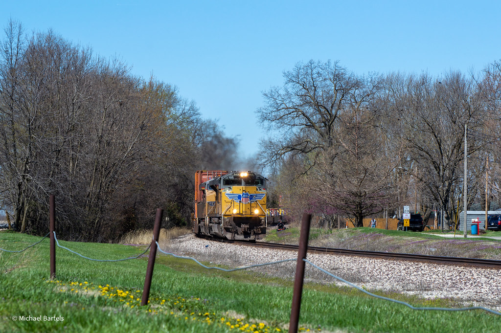 Curvin Thru Sturgeon NS 219 a Intermodal Rack train from K… Flickr