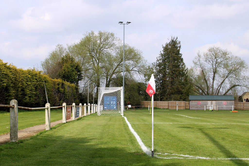 Clanfield 85 FC Flickr