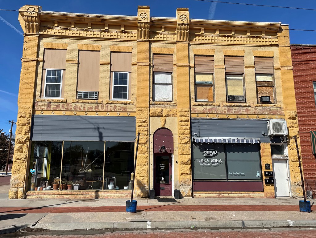 Old Commercial Hotel (Goodland, Kansas) Built in 1890, thi… Flickr