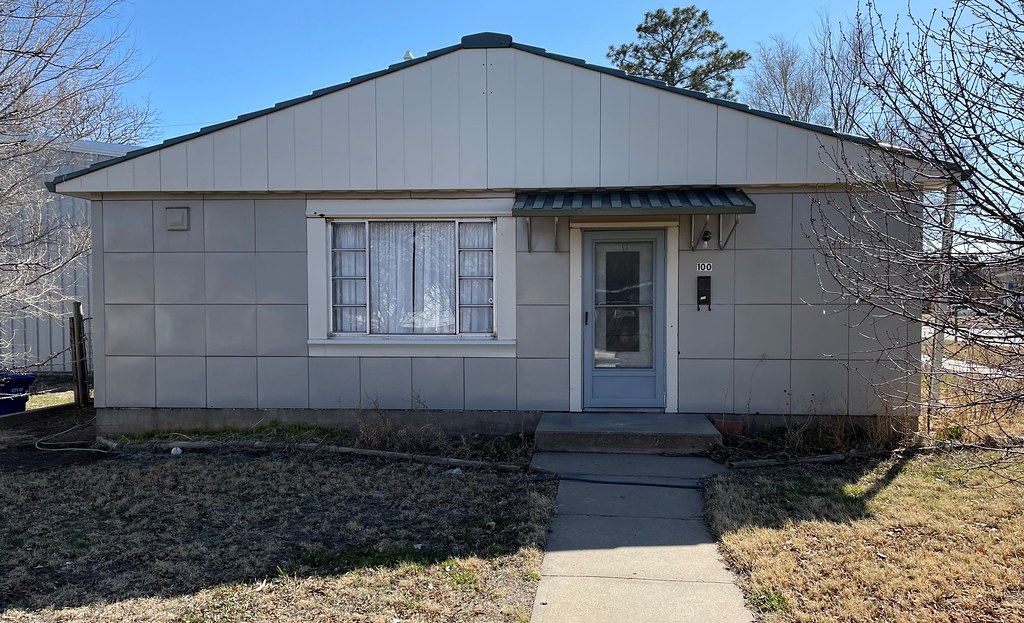 Drees House (Hays, Kansas) Located at 100 East 19th Street… Flickr