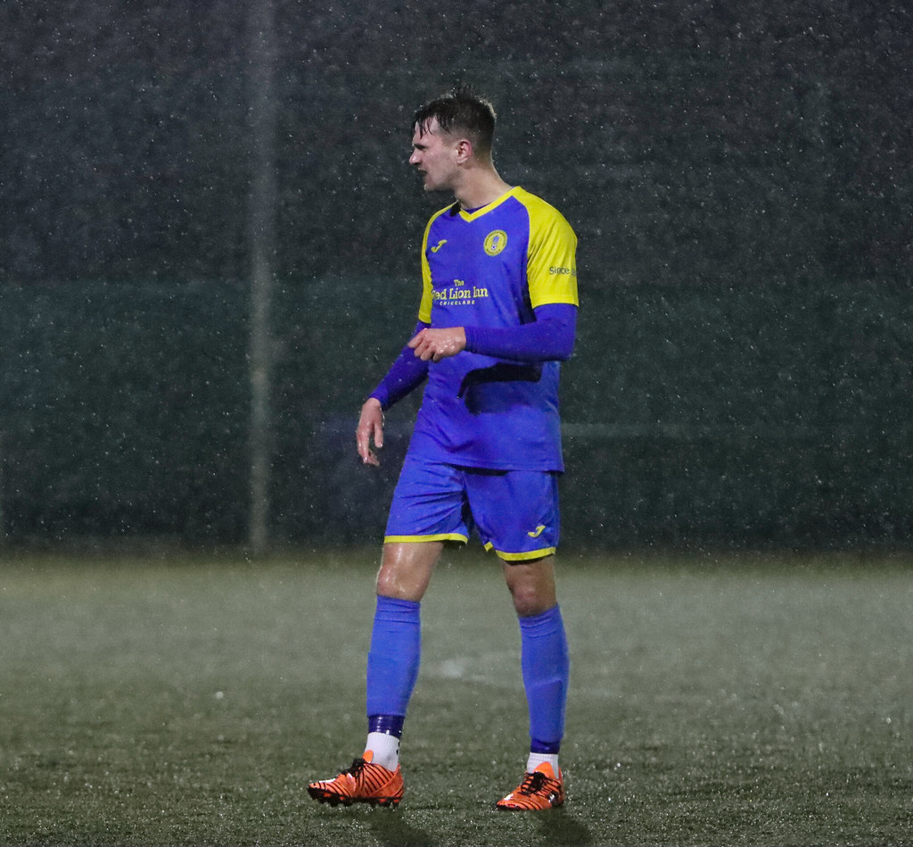 Royal Wootton Bassett Town 01 Blunsdon 11/04/23 Flickr