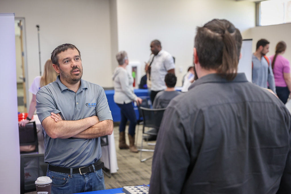 MoraineParkTechnicalCollegeFutureCareerJobFair2023… Flickr