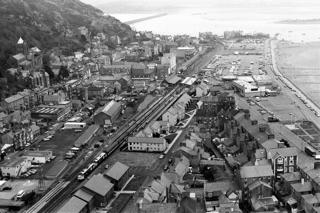 37426+427 Barmouth 130486 The 'Barmouth Bridge Special' ar… Flickr