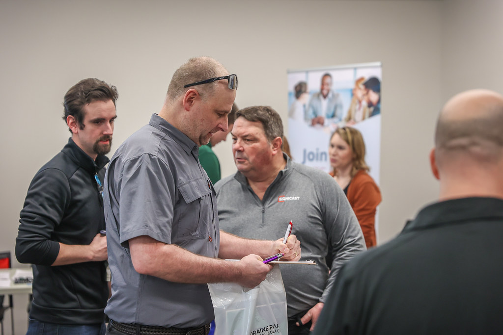 MoraineParkTechnicalCollegeFutureCareerJobFair2023… Flickr
