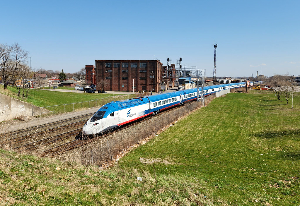 Train P934 through Goodman Street Yard, Rochester, NY Flickr
