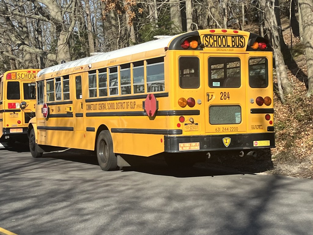 Central School District of Islip 284 2005 IC CE… Montauk