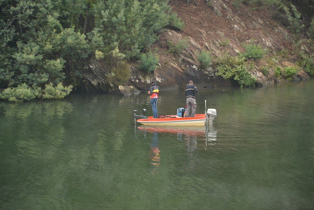 Douro Fishing Fishermen in the Douro River. DSC_0925 Andy961 Flickr