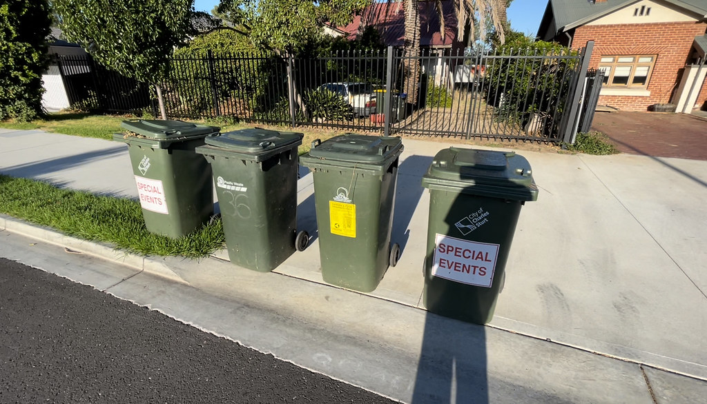 Green Waste bins on May Street, Albert Park Taken on the 1… Flickr