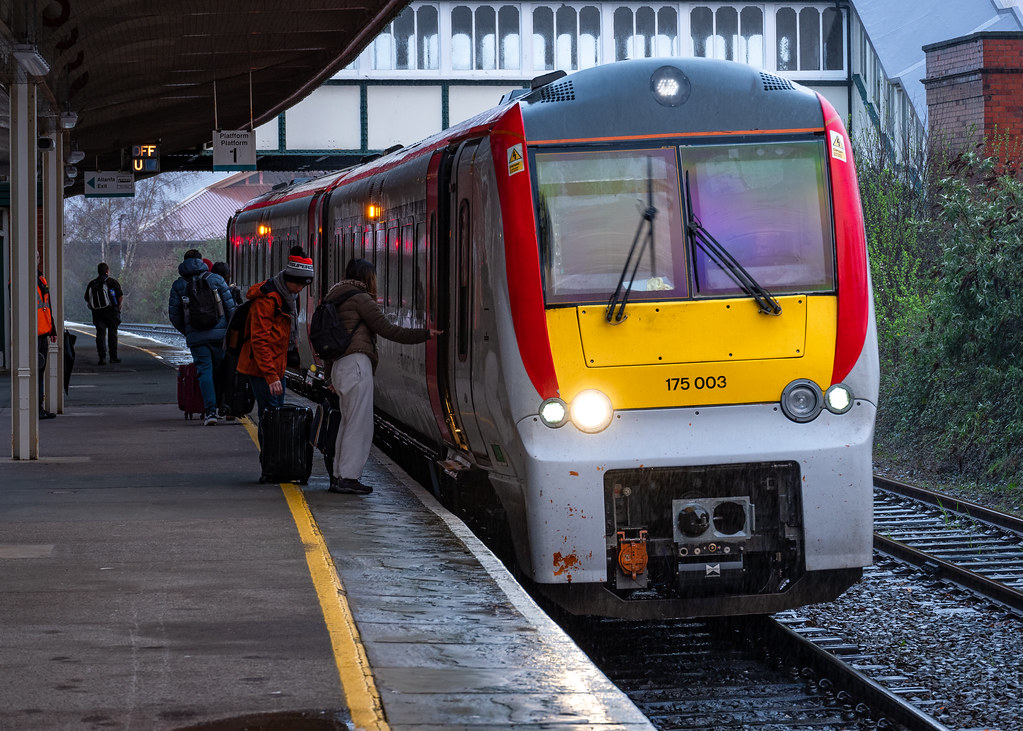 175003 Llandudno Junction Adam P Flickr