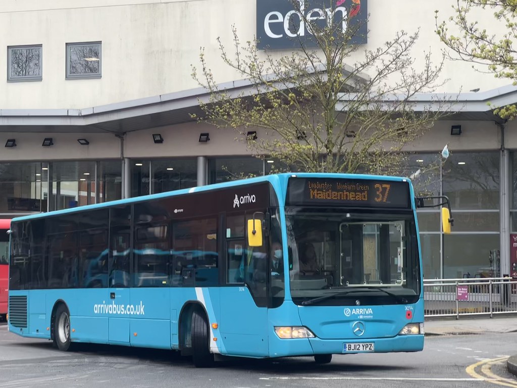 Arriva Beds and Bucks 3014 BJ12 YPZ High Bus Stati… Flickr