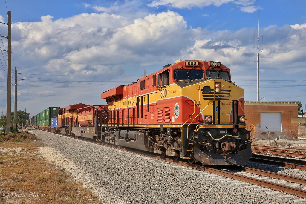 Sunshine Speedway Just another frame from this scene focus… Flickr