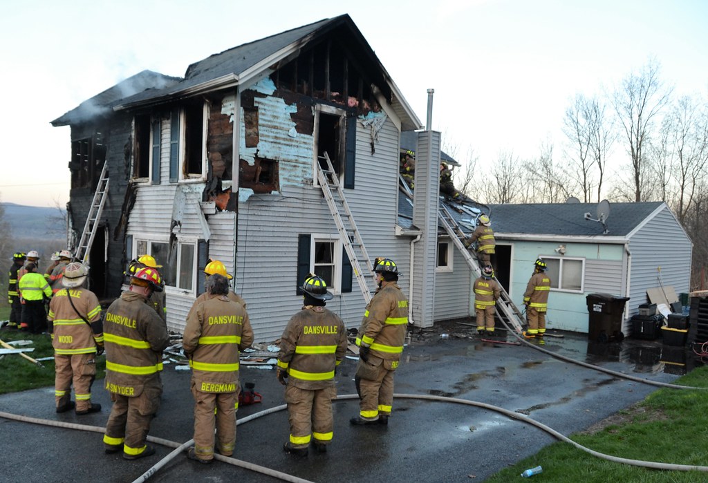 DSC_0132 House fire on Groveland Hill Road in Groveland, N… Flickr