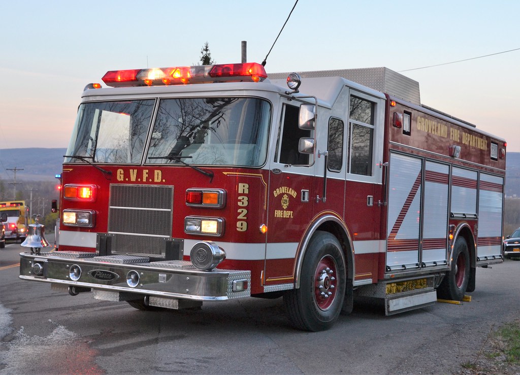 DSC_0123 House fire on Groveland Hill Road in Groveland, N… Flickr