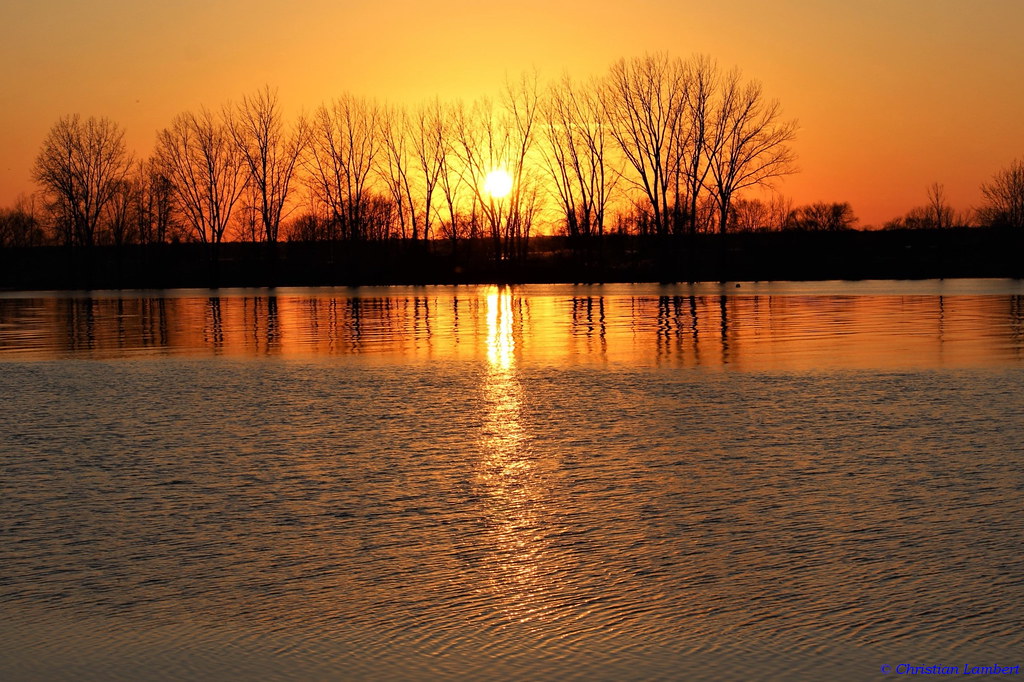 Sur le fleuve 052_1 Prise à Contrecoeur, Québec Christian Lambert Flickr