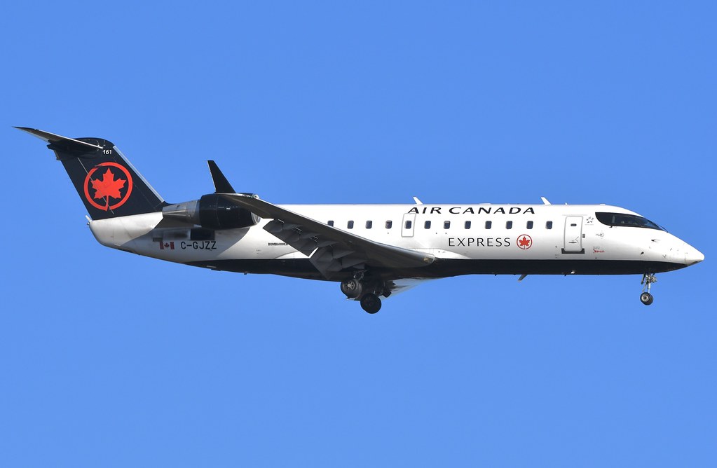 CGJZZ “161” Air Canada Express (Jazz Aviation) CRJ200 we… Flickr
