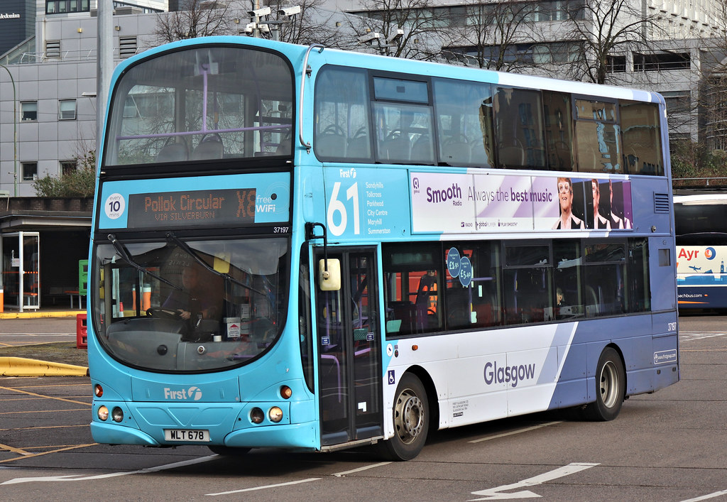 WLT678 (SF07FEM) First Glasgow 37197 Buchanan bus station Flickr