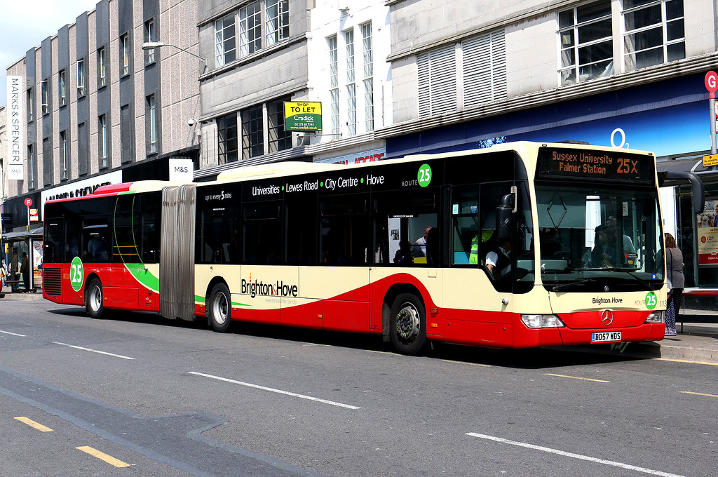 Brighton & Hove 113 (BD57WDS) Brighton 25/07/2016 Martin Ruthe's