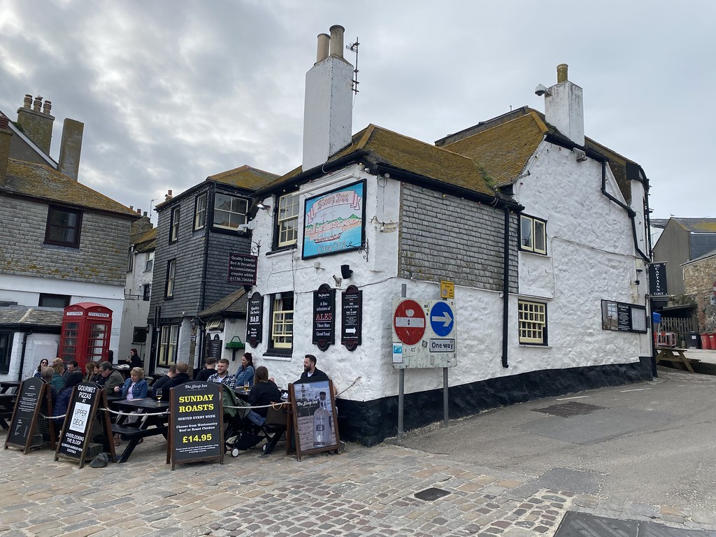 The Sloop Inn, Wharf Road, St Ives Seen here on 15th April… Flickr