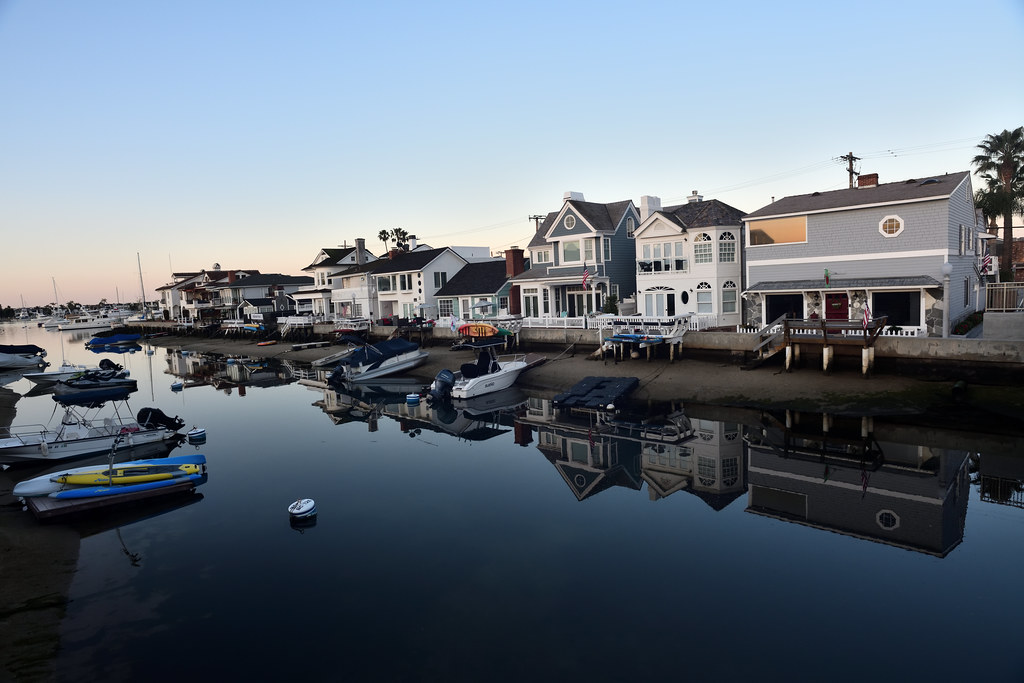 Low Tide Low Tide in Newport Beach, California, U.S.. Mick Tursky Flickr