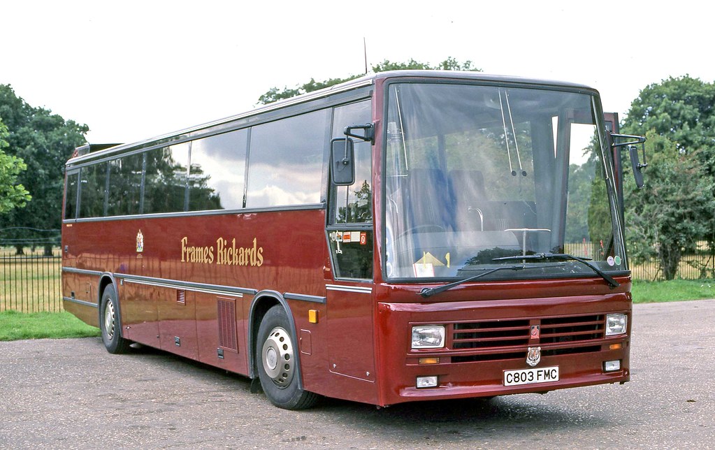Frames Rickards, Brentford C803FMC on Hampton Court Green… Flickr