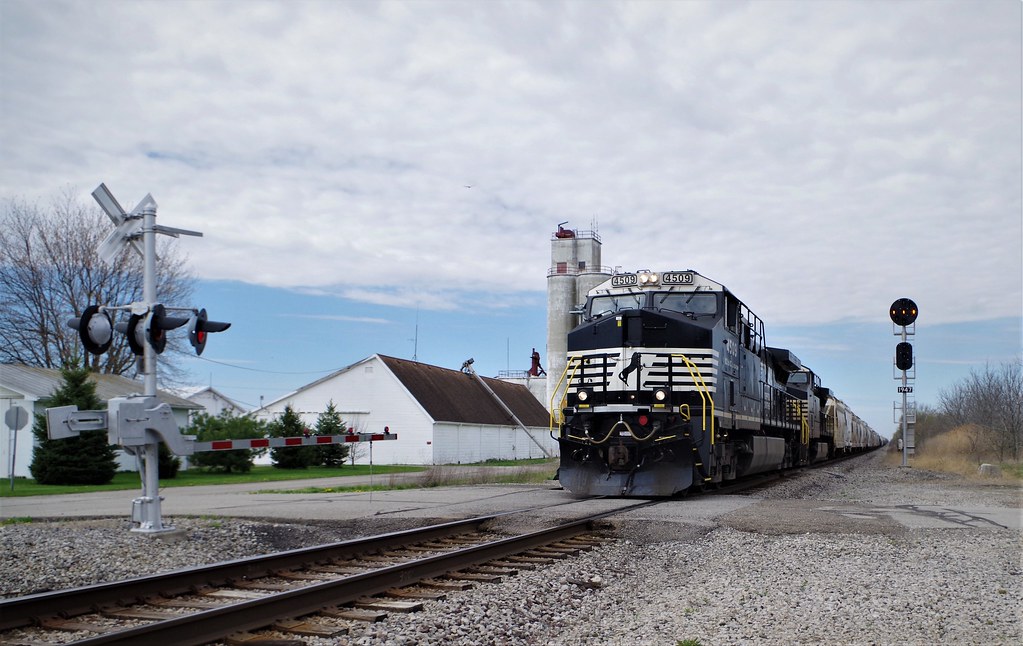 NS 4509 North Robinson OH Todd Dillon Flickr