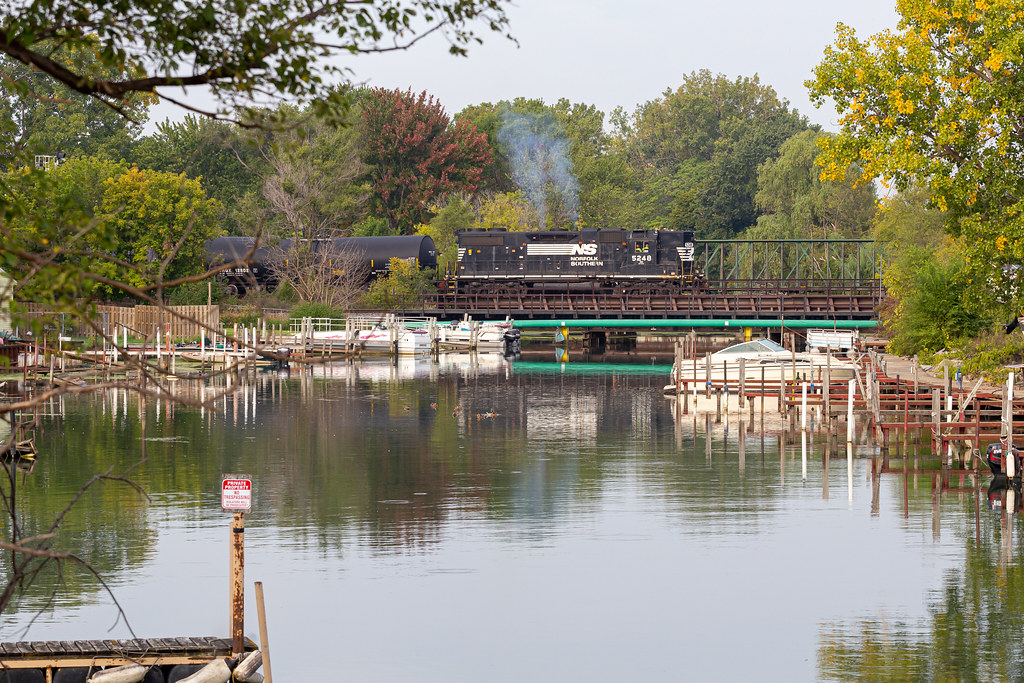 CR RR05 Wyandotte, Michigan WHVNOnly Flickr