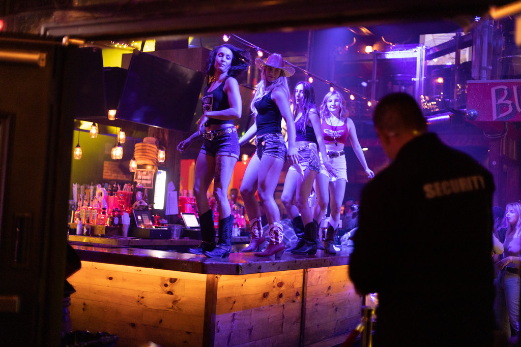 Double Deuce Bar Dancers a photo on Flickriver